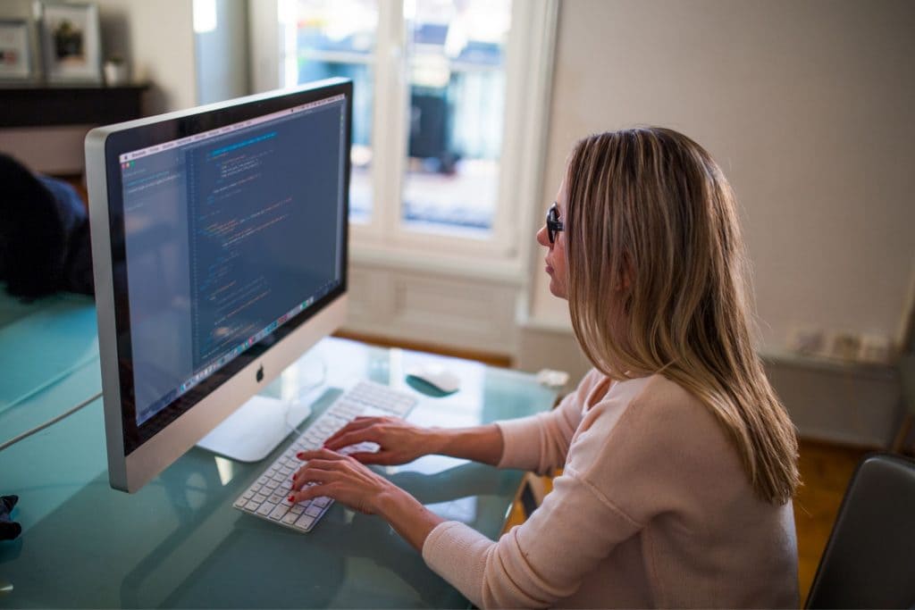DevOps: o que é, como implementar, benefícios e mais
